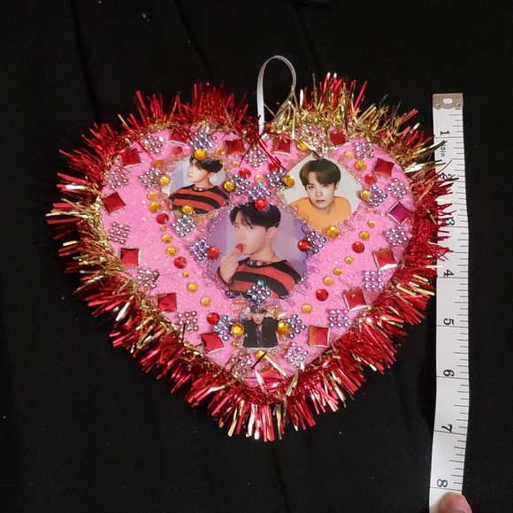 BTS J-Hope Heart Hanging Holiday Decoration - Picture 7 of 7